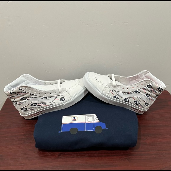 Vans x USPS Postal Service, SK8 Hi, VNOA2XSBQLZ, Various Sizes - Picture 15 of 16